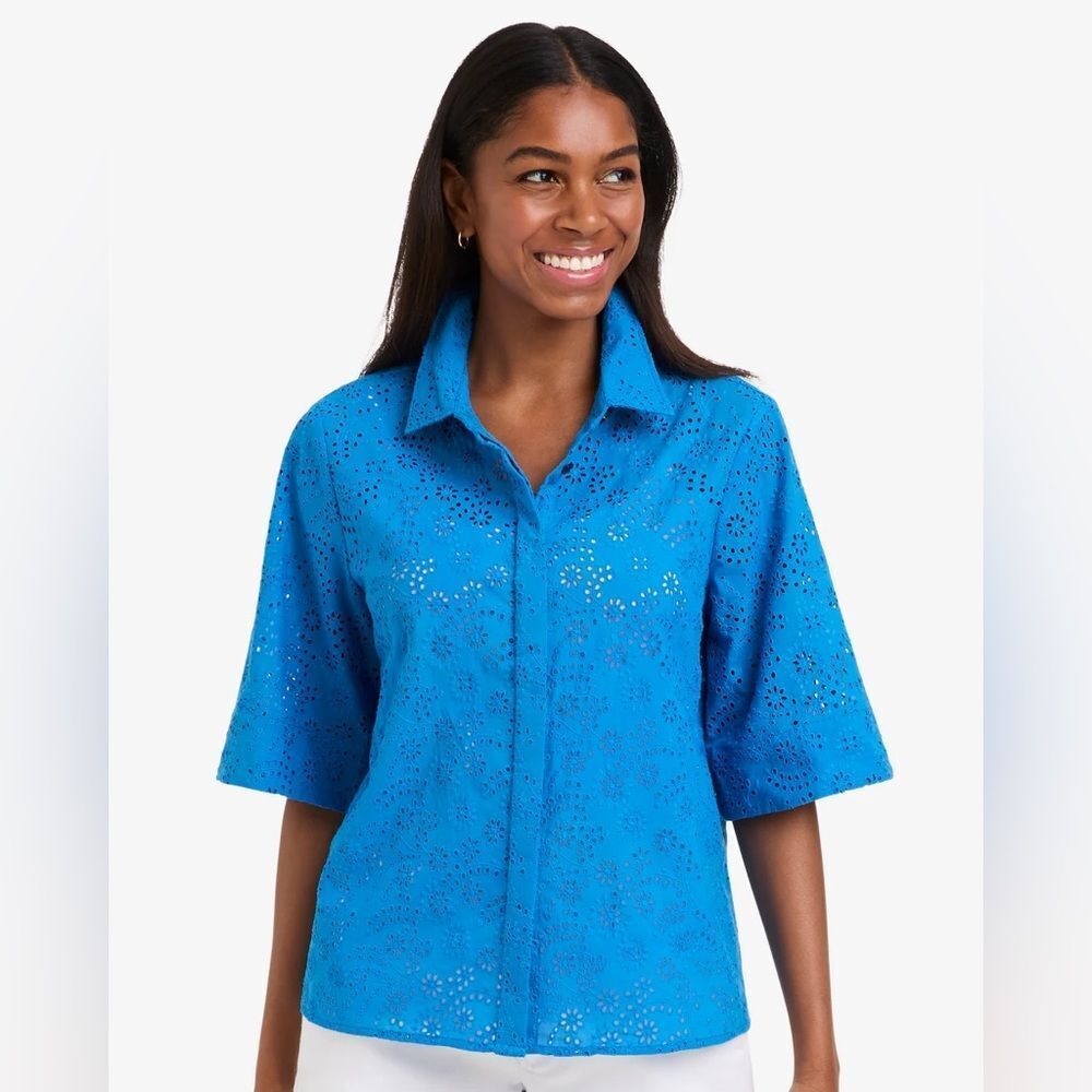 NWT Draper James Evelyn Short Sleeve Button Front Top in Eyelet Royal Blue